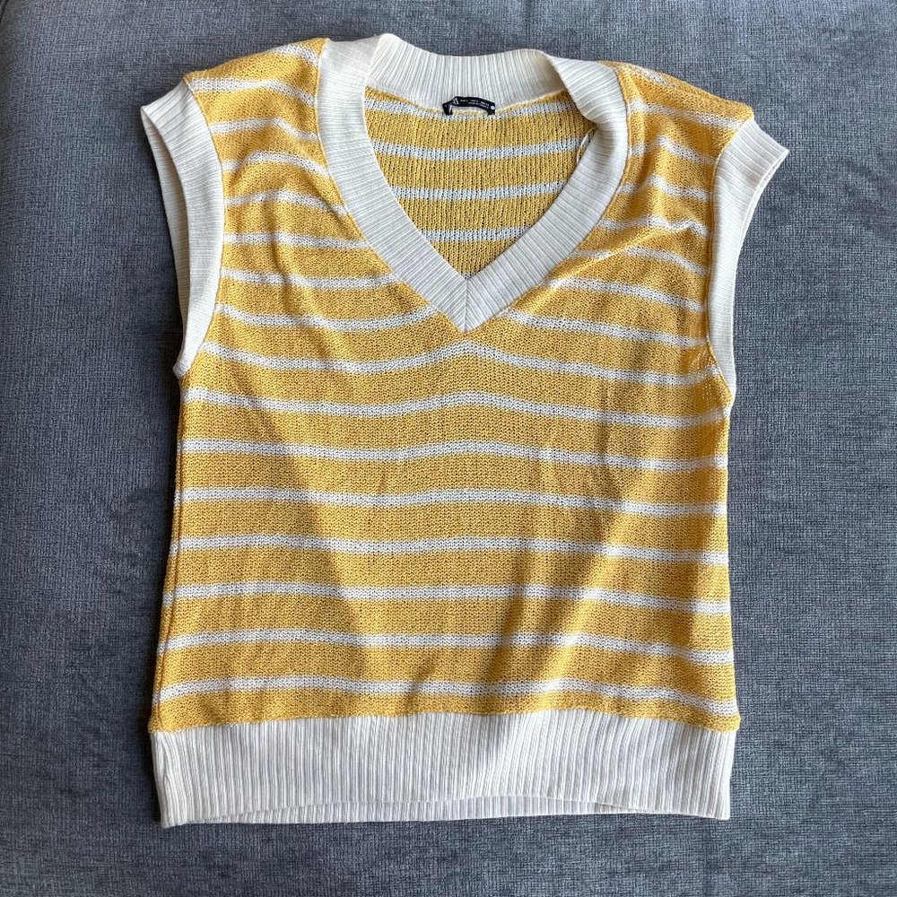 ZARA Sweater Vest Yellow Oversized (Size S)